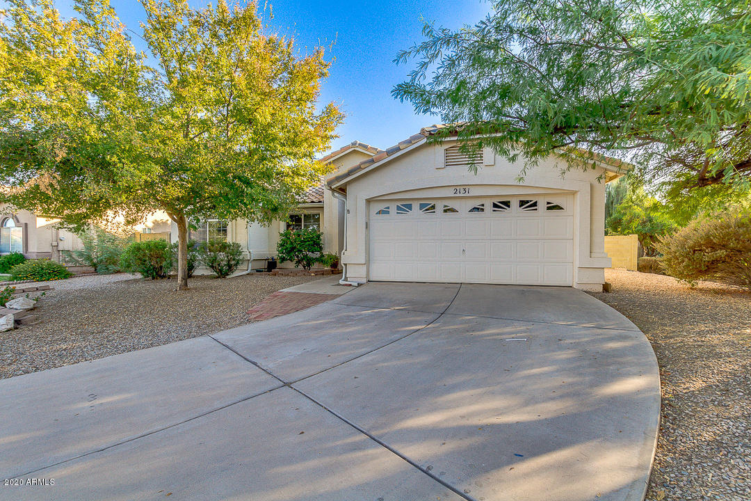 2131 East Ranch Court Gilbert, AZ 85296 - Photo 4 of 31 04-Ranch Cour