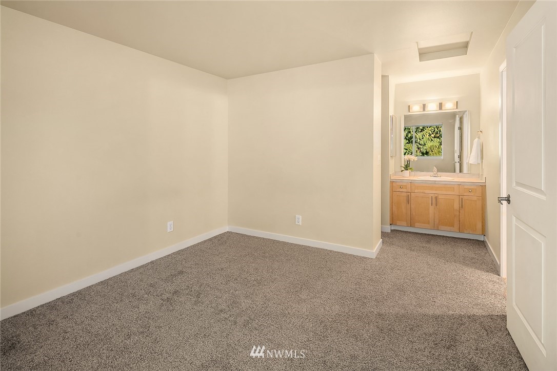 3926 243rd Place Southeast, Unit H301 Bothell, WA 98021 - Photo 7 of 16