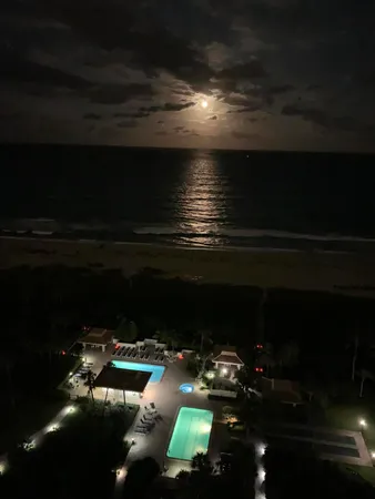 $6,000 | 3400 North Ocean Drive, Unit 905, Riviera Beach, FL 33404