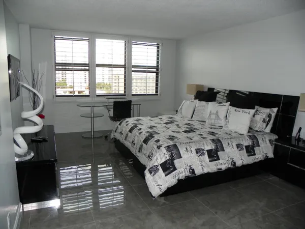 $6,000 | 3400 North Ocean Drive, Unit 905, Riviera Beach, FL 33404