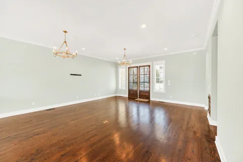 $1,050,000 | 5704 Old Harding Pike, Nashville, TN 37205