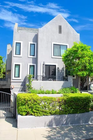 $848,000 | 240 South Mentor Avenue, Unit 2, Pasadena, CA 91106