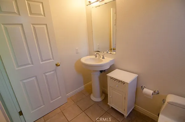 $848,000 | 240 South Mentor Avenue, Unit 2, Pasadena, CA 91106