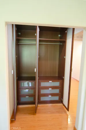 $848,000 | 240 South Mentor Avenue, Unit 2, Pasadena, CA 91106