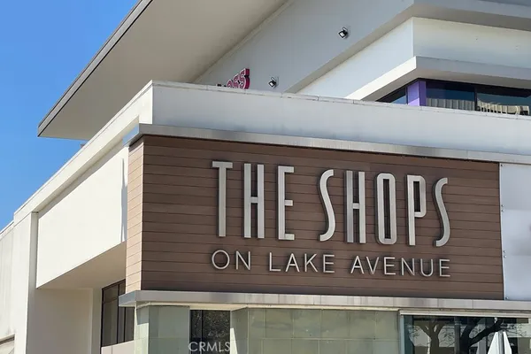 $848,000 | 240 South Mentor Avenue, Unit 2, Pasadena, CA 91106