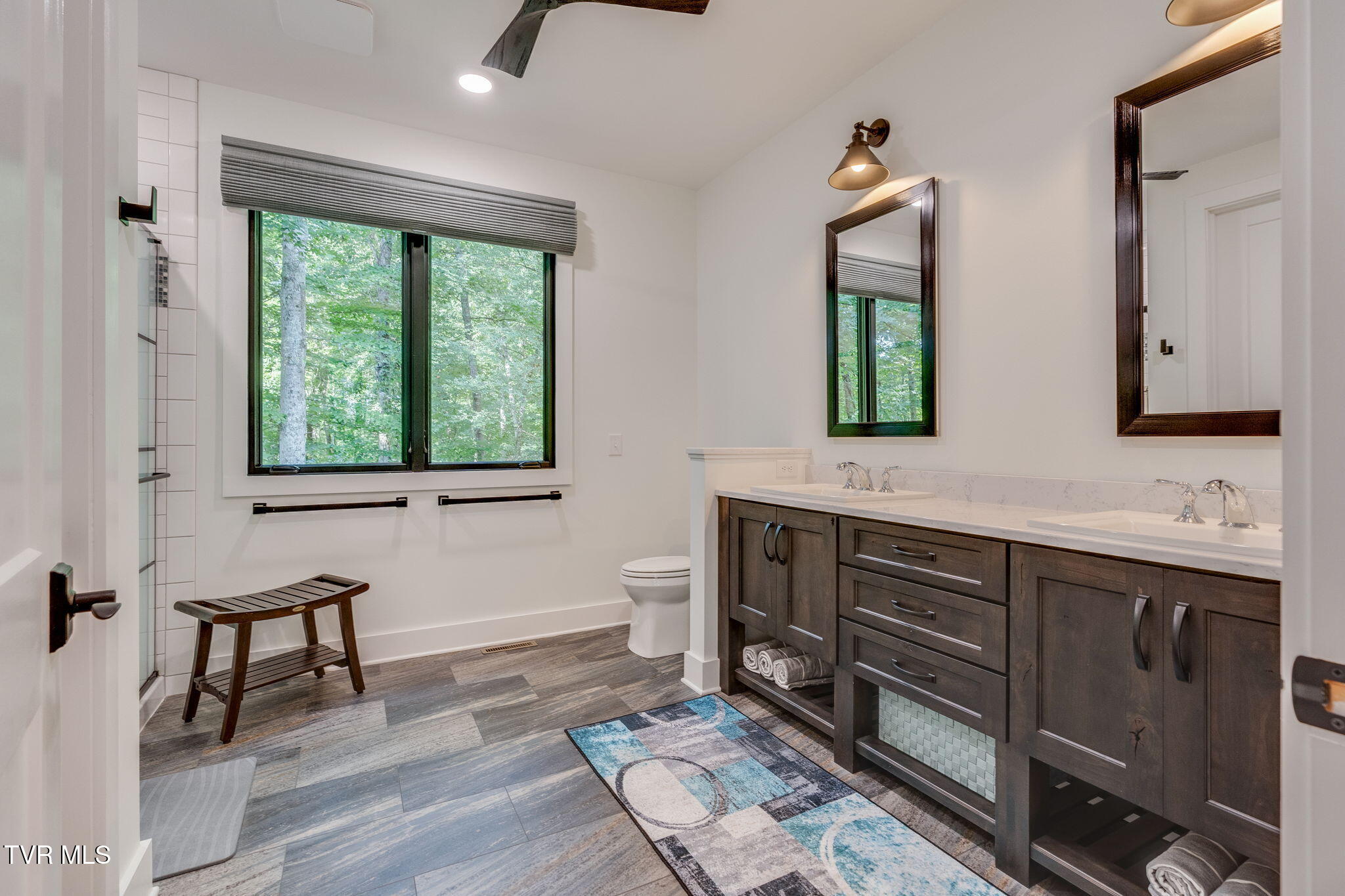 379 Hideaway Farm Road Piney Flats, TN 37686 - Photo 13 of 63 021 (1)