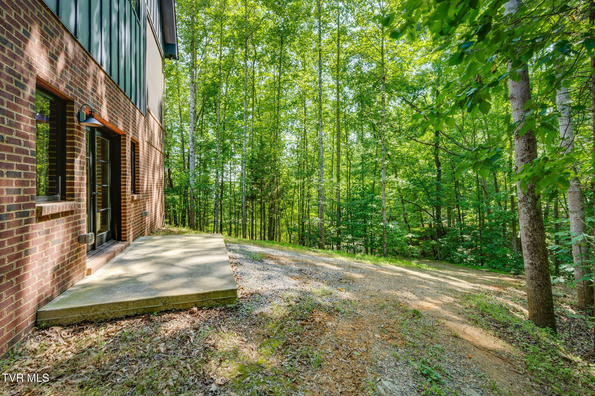 379 Hideaway Farm Road Piney Flats, TN 37686 - Photo 41 of 62 069 (1)