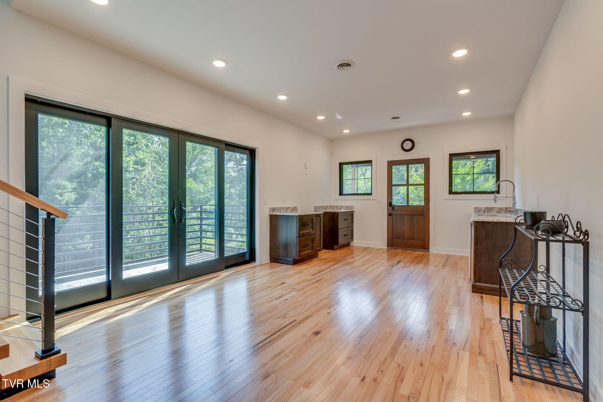 379 Hideaway Farm Road Piney Flats, TN 37686 - Photo 49 of 63 055 (1)