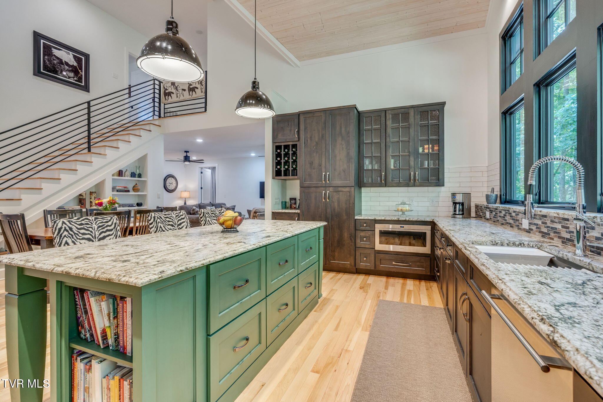 379 Hideaway Farm Road Piney Flats, TN 37686 - Photo 5 of 63 012 (1)