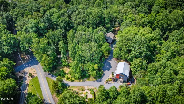$1,500,000 | 379 Hideaway Farm Road, Piney Flats, TN 37686