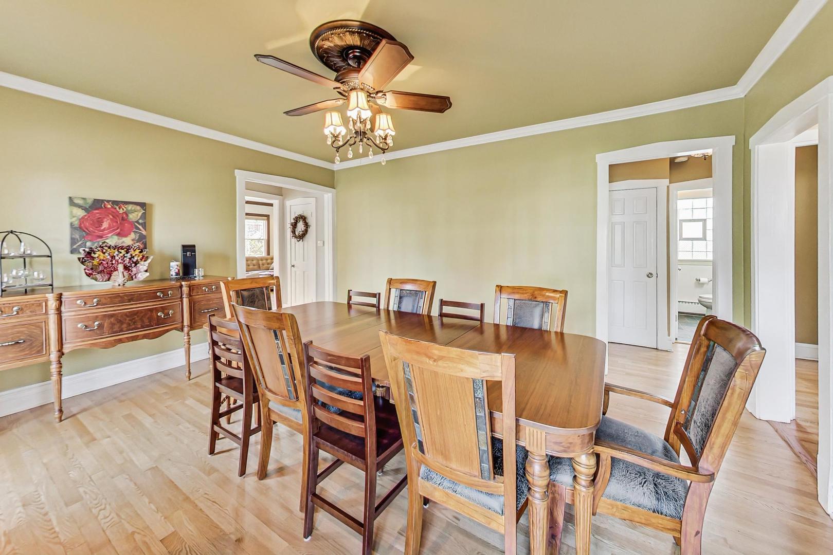 902 South Crescent Avenue Park Ridge, IL 60068 - Photo 9 of 30