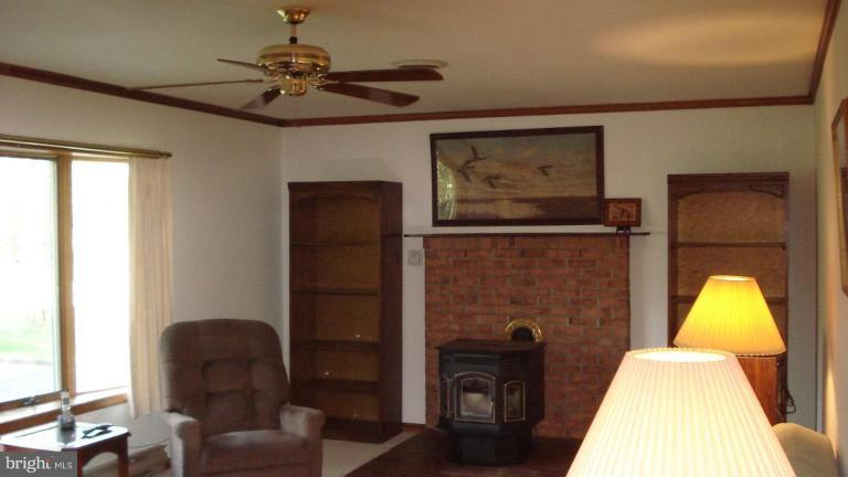 204 Talbot Road Stevensville, MD 21666 - Photo 3 of 9 Living Room #2