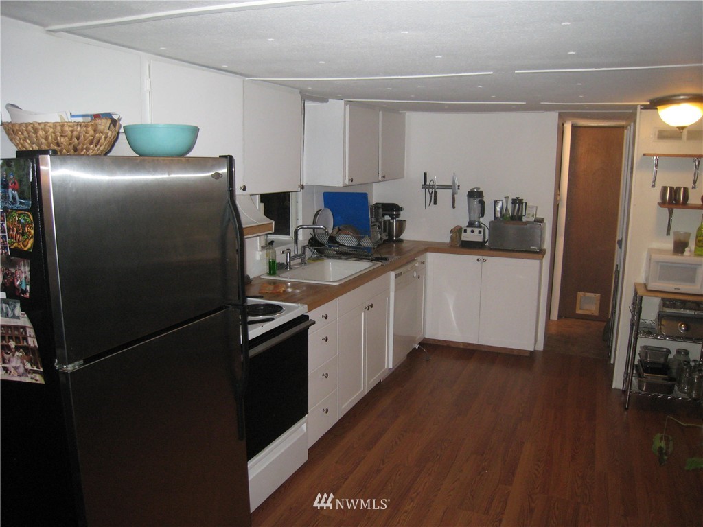 12005 Welcome Road Glacier, WA 98244 - Photo 2 of 18 Gallery Image 2