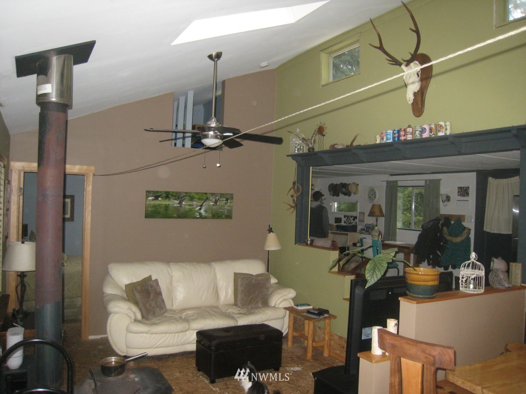 12005 Welcome Road Glacier, WA 98244 - Photo 10 of 18 Gallery Image 10