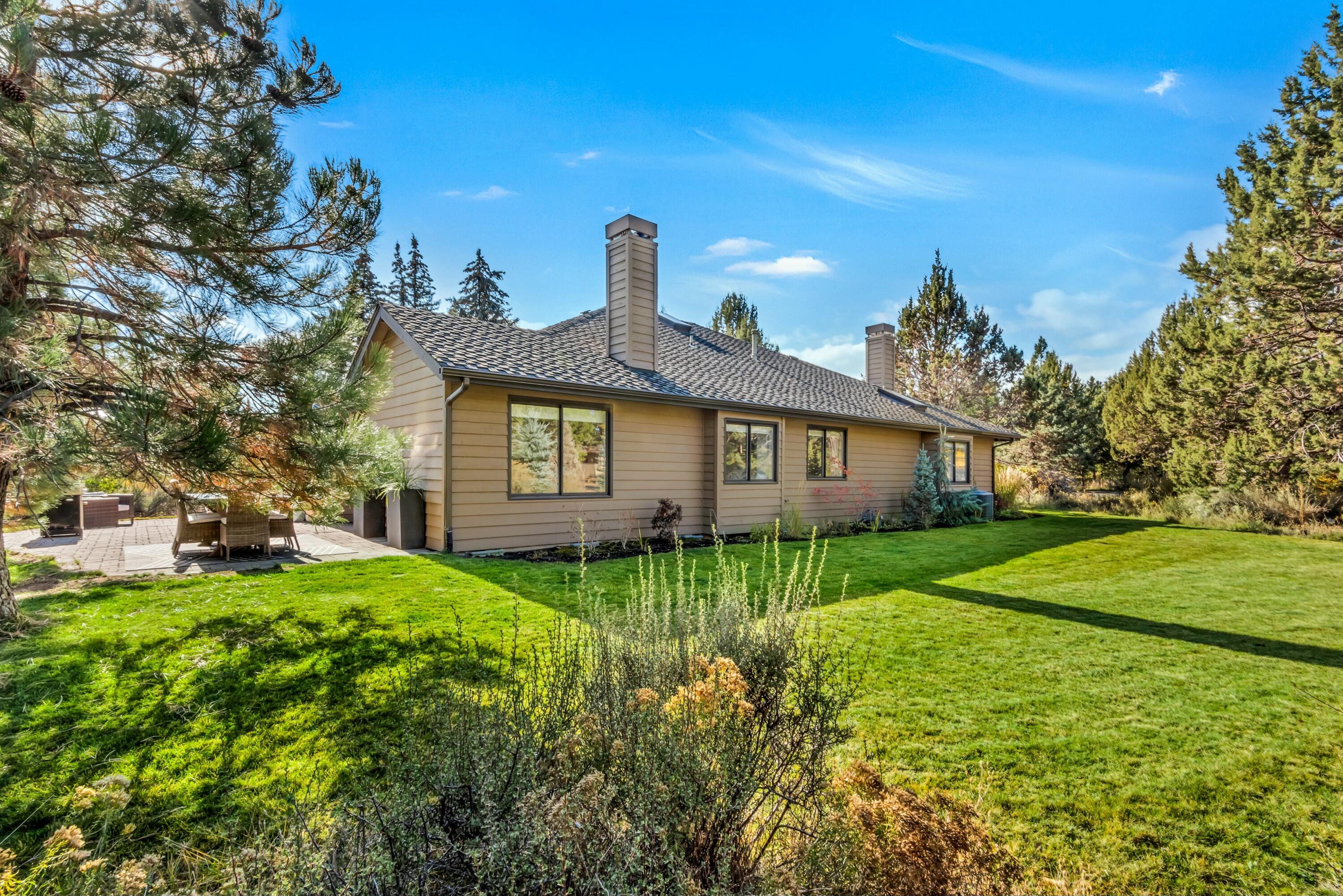 19675 Sunshine Way Bend, OR 97702 - Photo 38 of 52 tempImageZDutoI