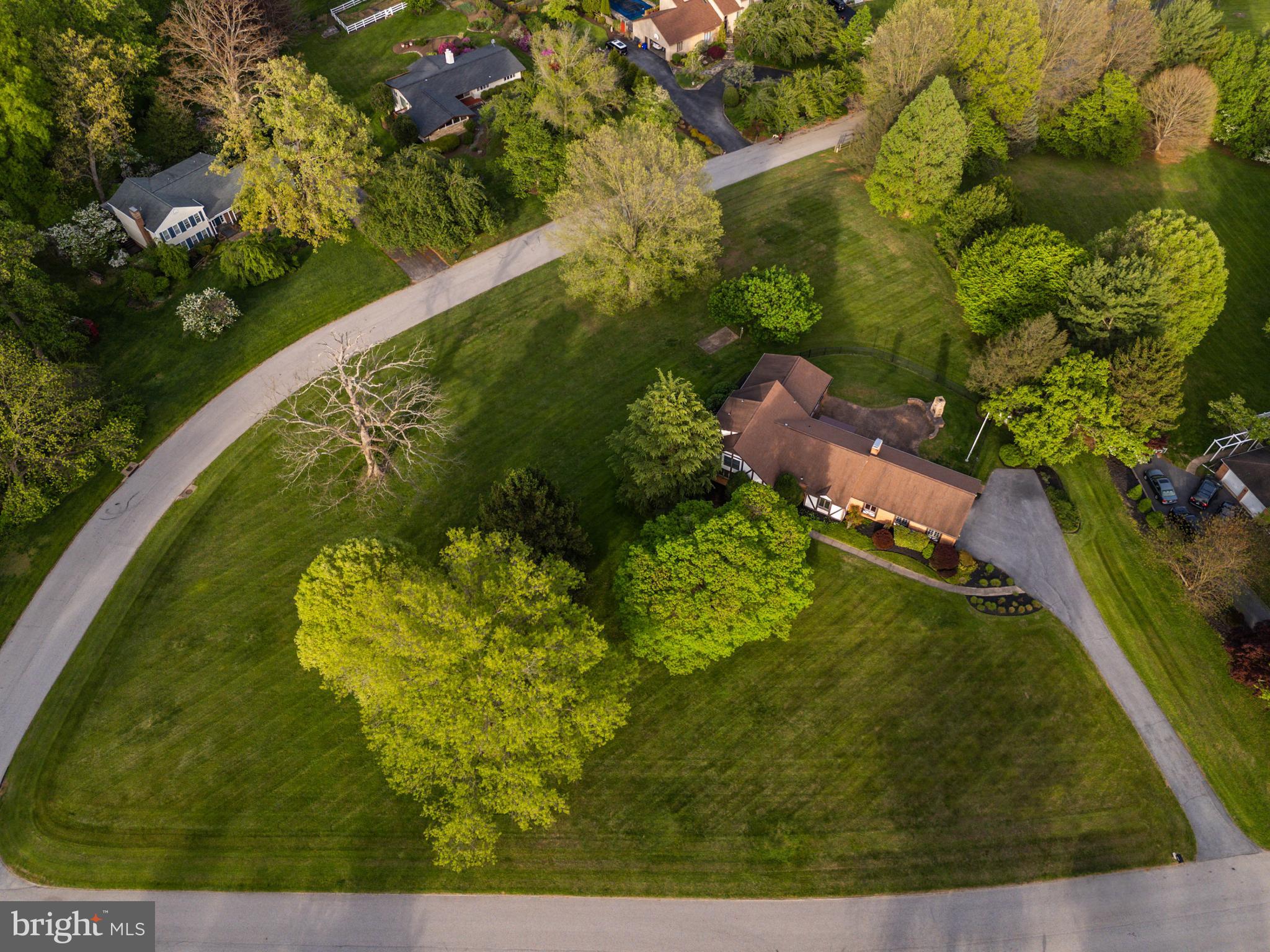 12214 Etchison Road Ellicott City, MD 21042 - Photo 3 of 21 Gallery Image 3