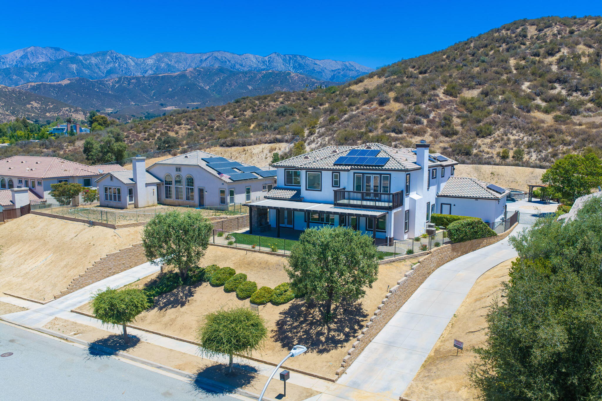 13435 Canyon Crest Road Yucaipa, CA 92399 - Photo 2 of 70 1-web-or-mls-GS_CanyonCrest_Miller_0726_