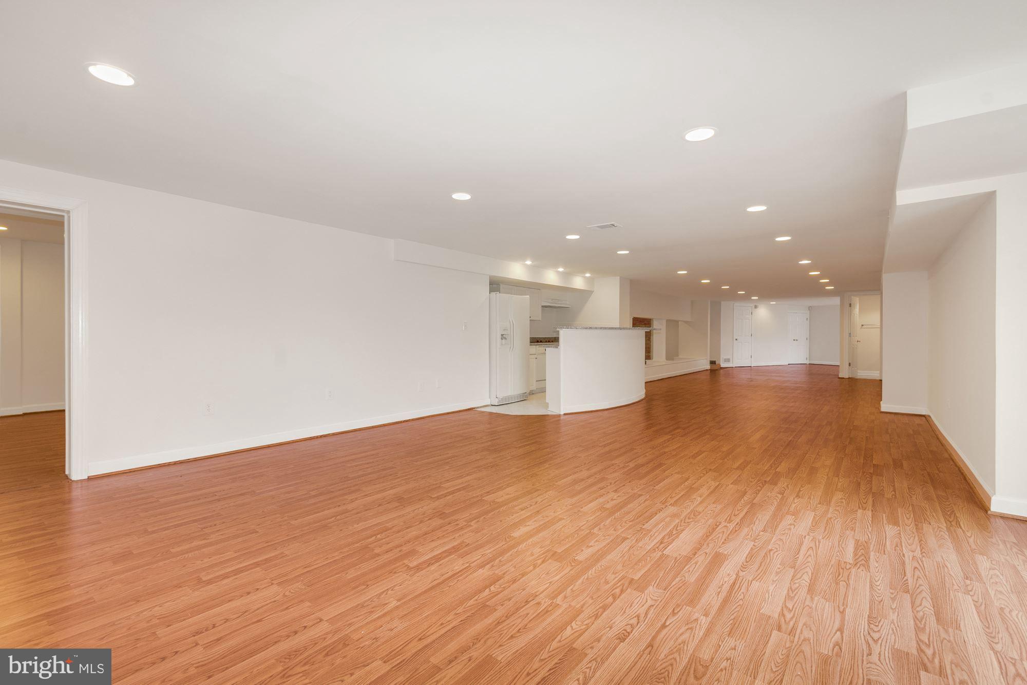 11261 South Glen Road Potomac, MD 20854 - Photo 35 of 55 Gallery Image 35