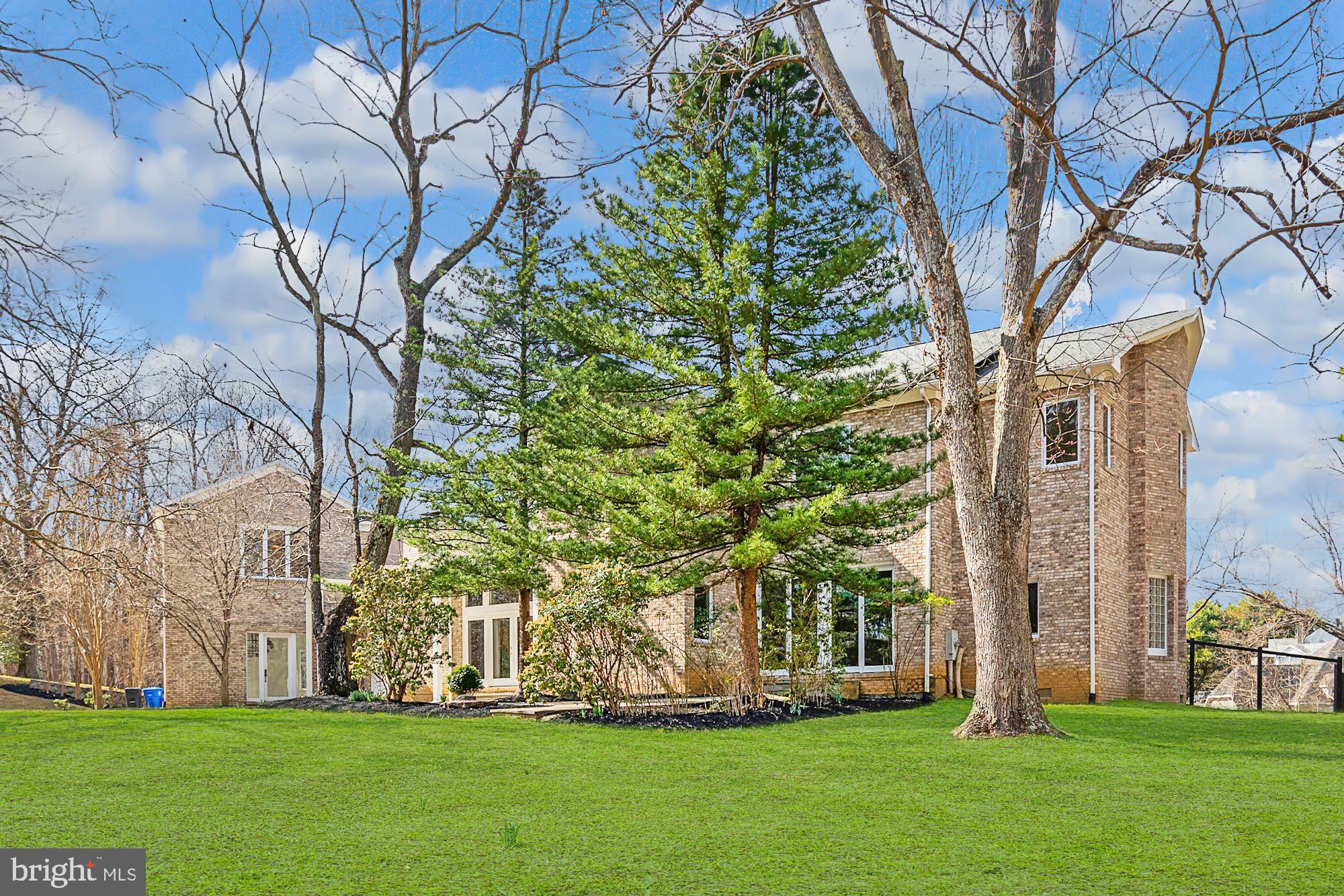 11261 South Glen Road Potomac, MD 20854 - Photo 43 of 55 Gallery Image 43