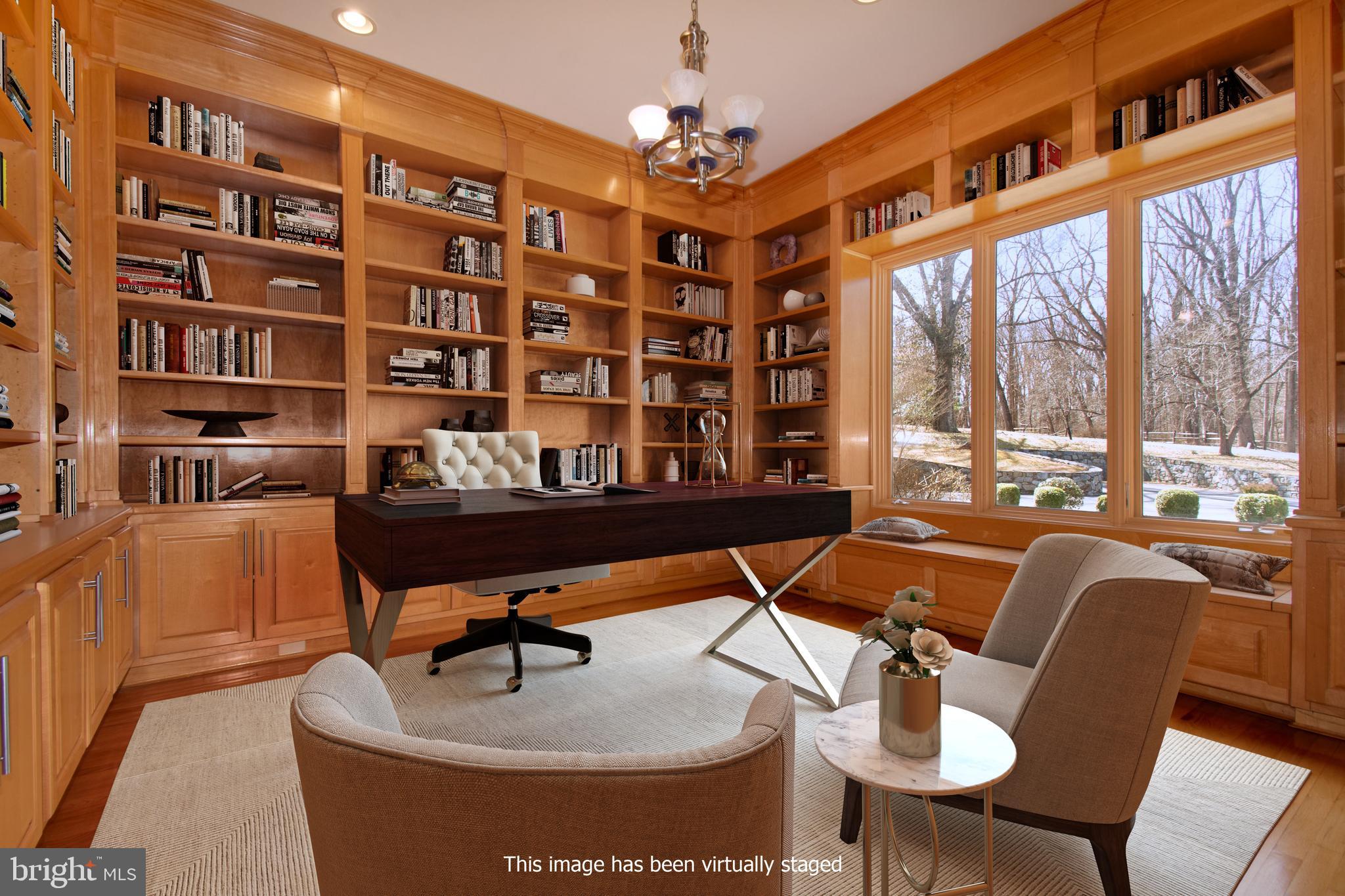 11261 South Glen Road Potomac, MD 20854 - Photo 7 of 55 Private Home Office