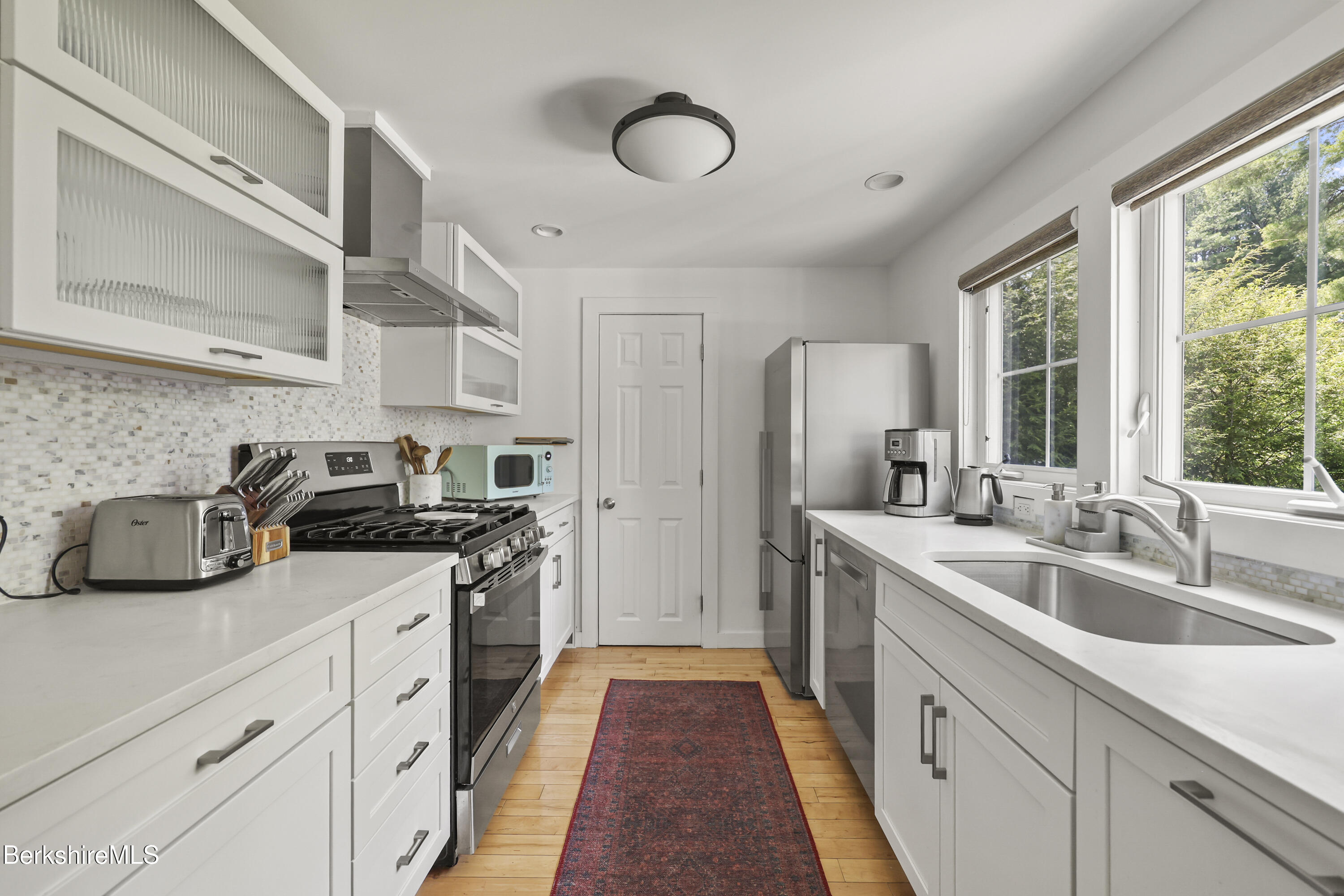 22 Goodrich Street Stockbridge, MA 01262 - Photo 14 of 29 85 Kitchen