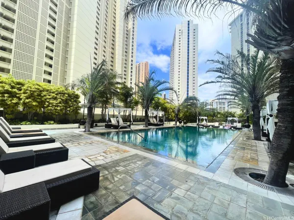 $4,100 | 1837 Kalakaua Avenue, Unit 2202, Honolulu, HI 96815