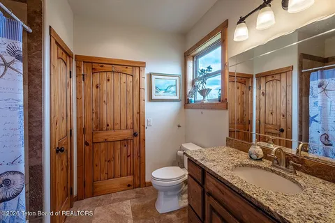 $1,700,000 | 1384 County Road 110, Etna, WY 83118