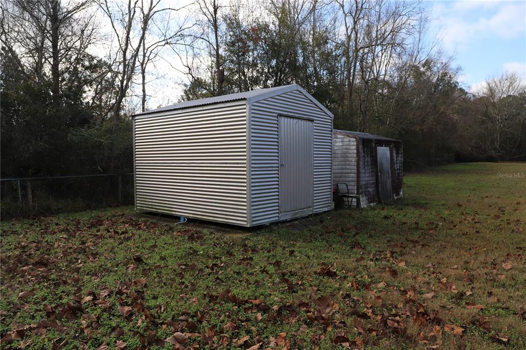 1332 Otis Road Jacksonville, FL 32220 - Photo 8 of 10 a view of a backyard
