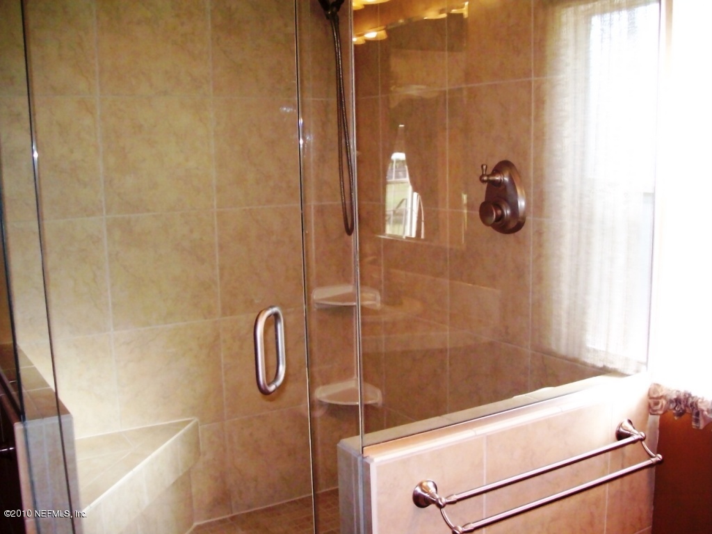 248 Tanner Road Florahome, FL 32140 - Photo 21 of 28 Master Shower
