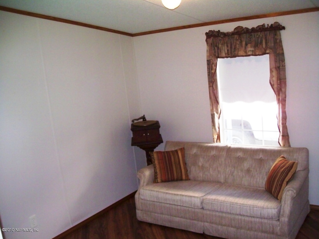 248 Tanner Road Florahome, FL 32140 - Photo 22 of 28 Bedroom 4