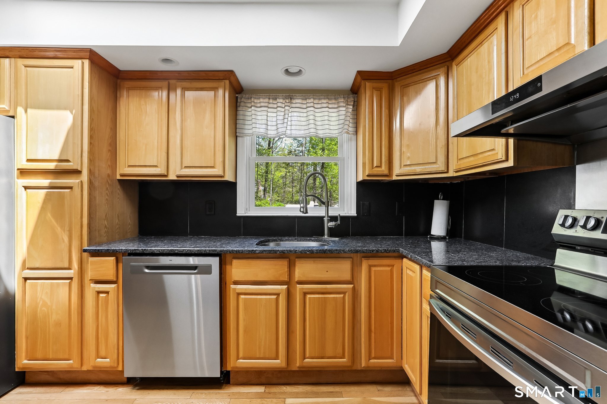22 Old Sib Road Ridgefield, CT 06877 - Photo 10 of 25