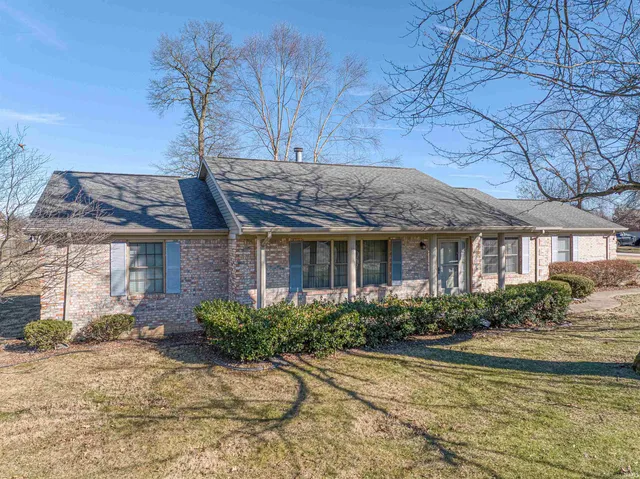 $270,000 | 5540 Kiowa Circle, Evansville, IN 47715