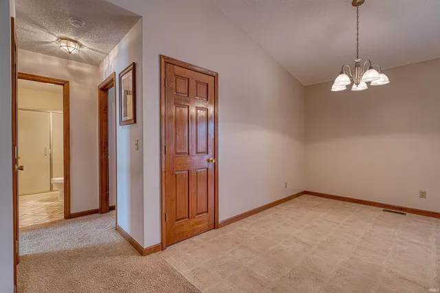 $270,000 | 5540 Kiowa Circle, Evansville, IN 47715