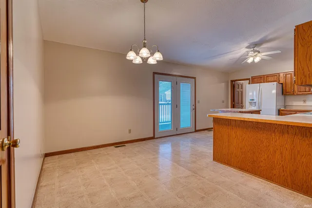 $270,000 | 5540 Kiowa Circle, Evansville, IN 47715