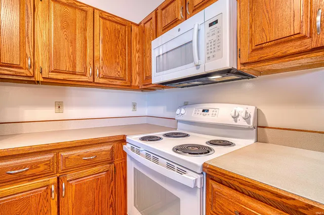 $270,000 | 5540 Kiowa Circle, Evansville, IN 47715