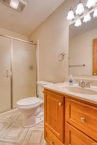 $270,000 | 5540 Kiowa Circle, Evansville, IN 47715