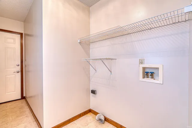 $270,000 | 5540 Kiowa Circle, Evansville, IN 47715