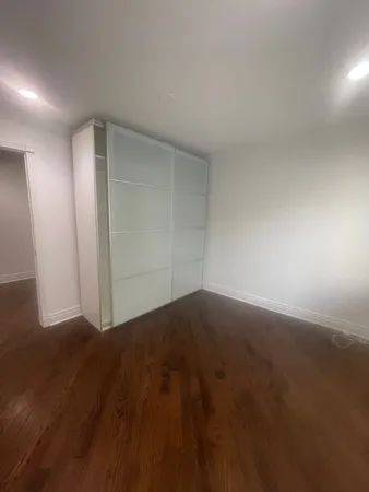 $1,550 | 7306 North Winchester Avenue, Unit 205, Chicago, IL 60626