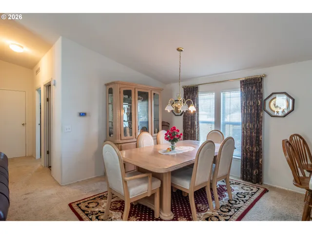 $135,000 | 104 Willamina Lane, Roseburg, OR 97470