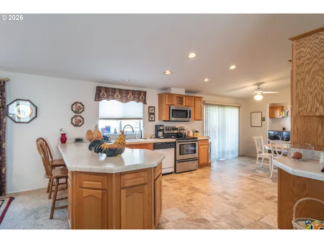 $135,000 | 104 Willamina Lane, Roseburg, OR 97470