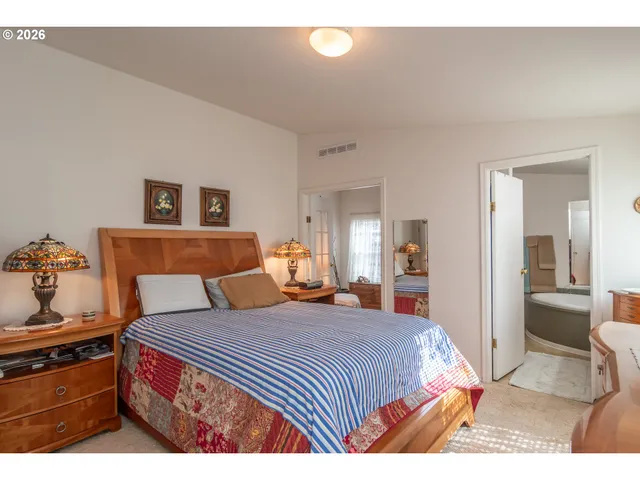 $135,000 | 104 Willamina Lane, Roseburg, OR 97470