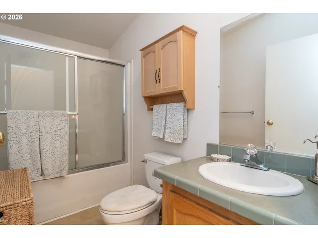 $135,000 | 104 Willamina Lane, Roseburg, OR 97470