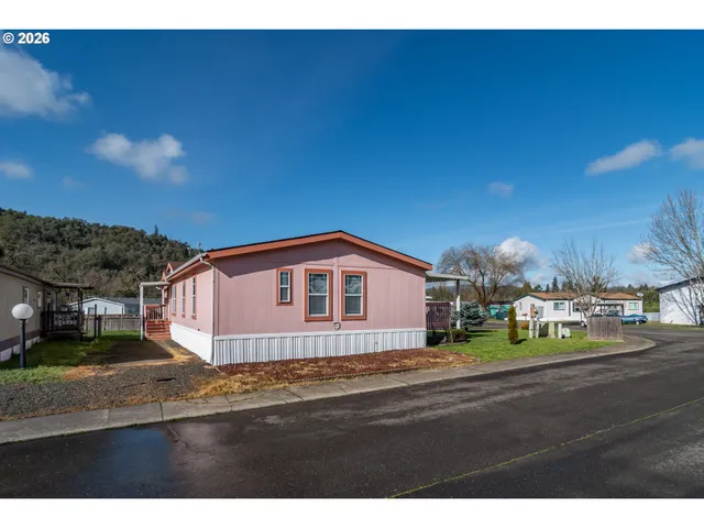 $135,000 | 104 Willamina Lane, Roseburg, OR 97470