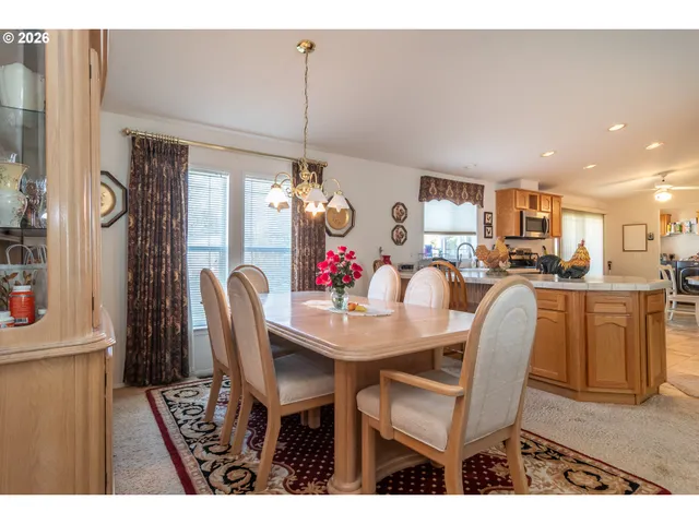 $135,000 | 104 Willamina Lane, Roseburg, OR 97470