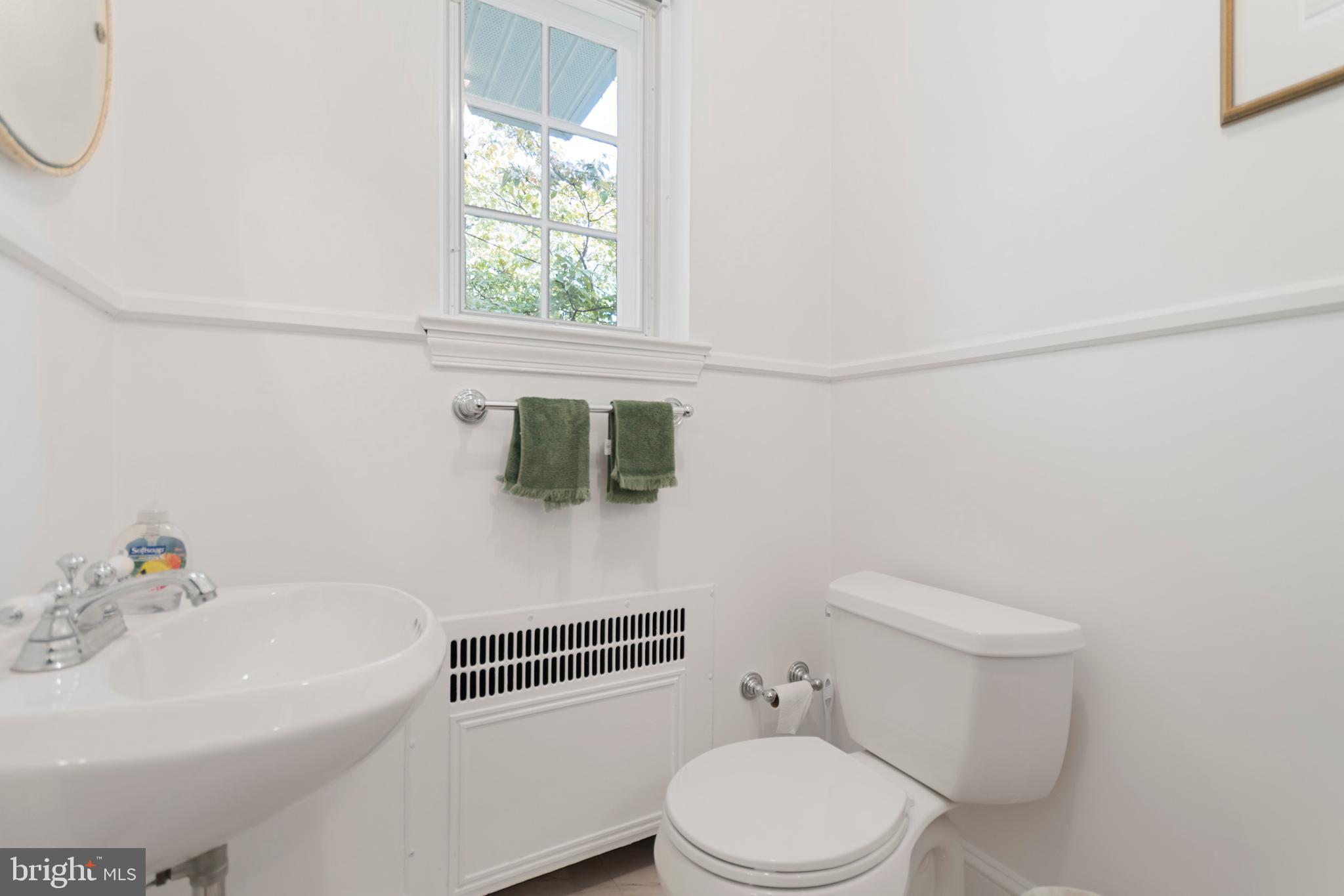 651 Laverock Road Glenside, PA 19038 - Photo 18 of 28 Gallery Image 18