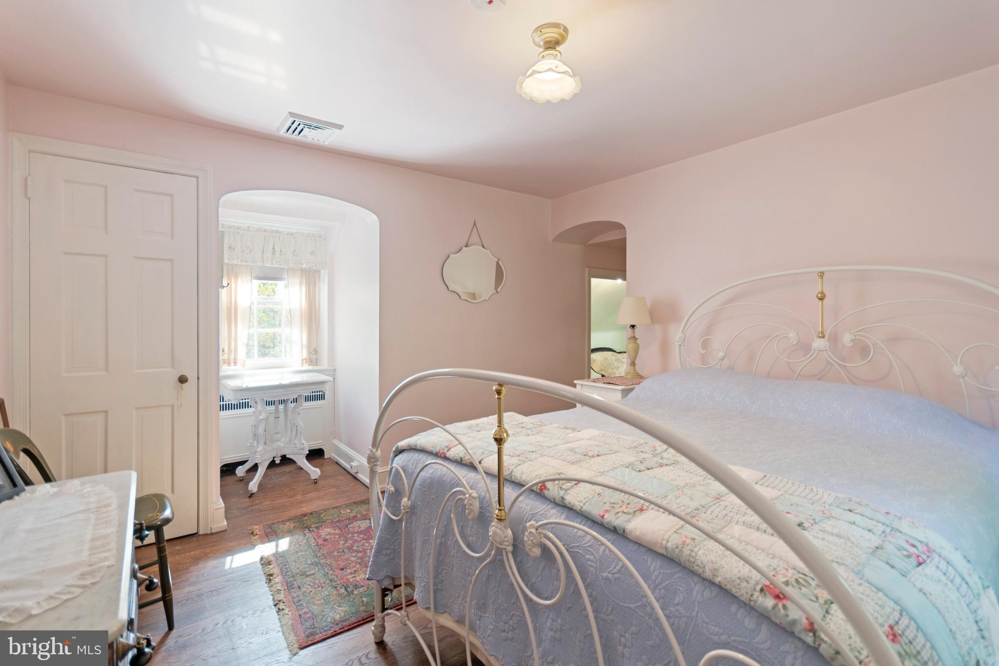651 Laverock Road Glenside, PA 19038 - Photo 20 of 28 Gallery Image 20