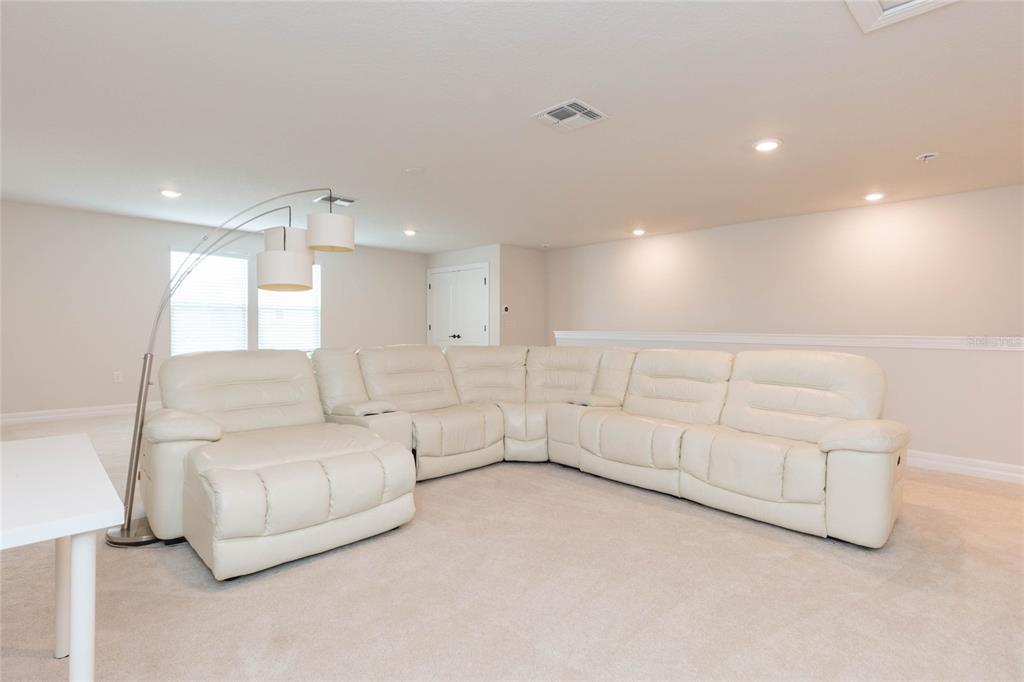 7430 Pool Compass Loop Wesley Chapel, FL 33545 - Photo 38 of 90 Gallery Image 38