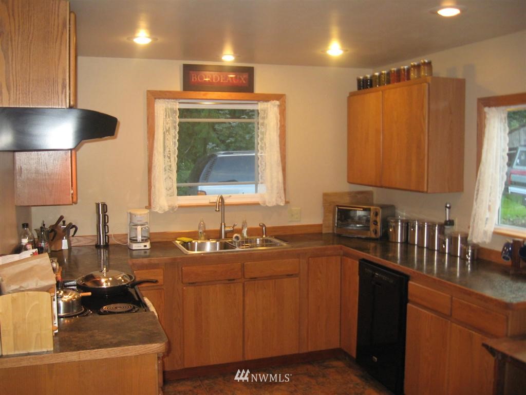 888 Winlock-Vader Road Winlock, WA 98596 - Photo 7 of 13