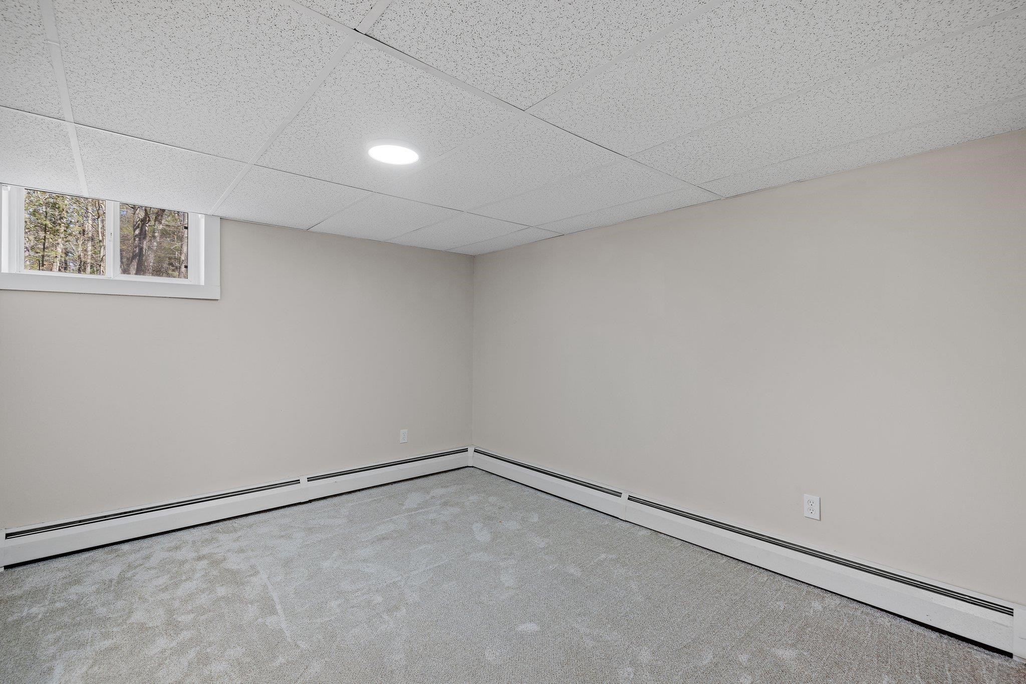 2 Apollo Road Londonderry, NH 03053 - Photo 37 of 40