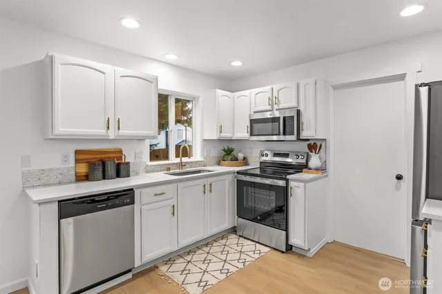 $449,950 | 8923 161st Street East, Puyallup, WA 98375